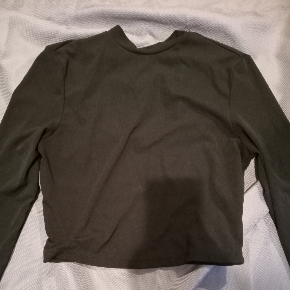 Top - Picture 2 of 2